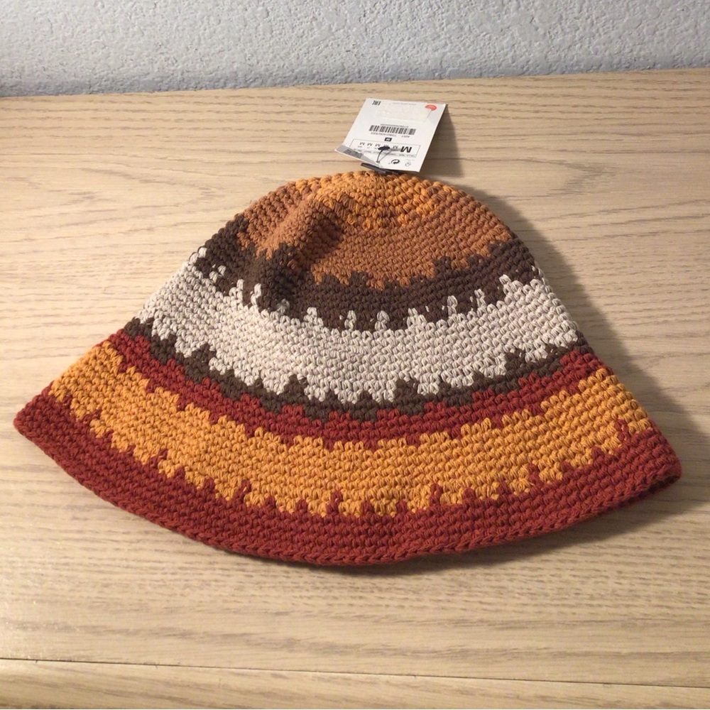 Zara Crochet Knit Bucket Hat NWT